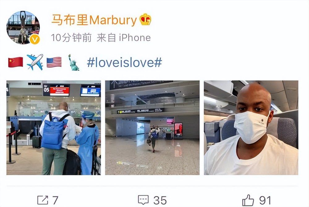 主裁判观看VAR宣布进球有效！